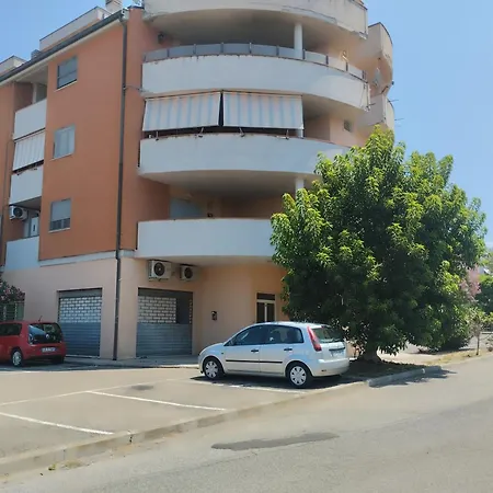 Al Delfino Blu * Aurelia